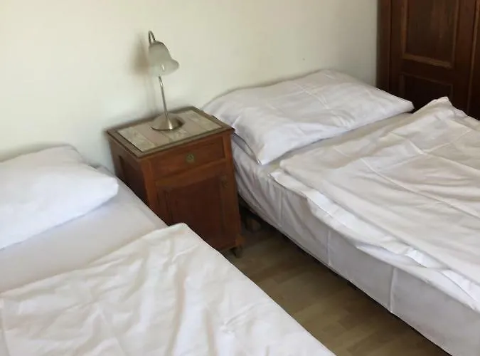 Rosemary Hostel *