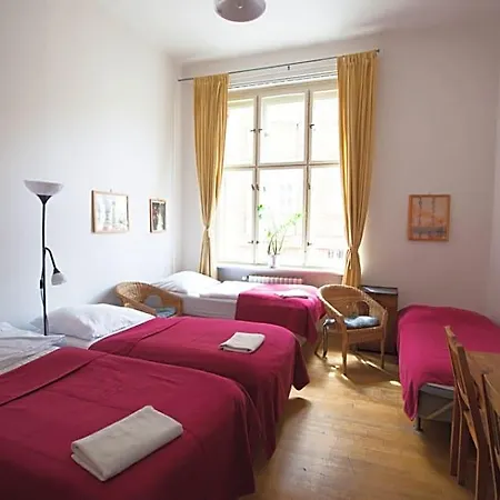 Rosemary Hostel *