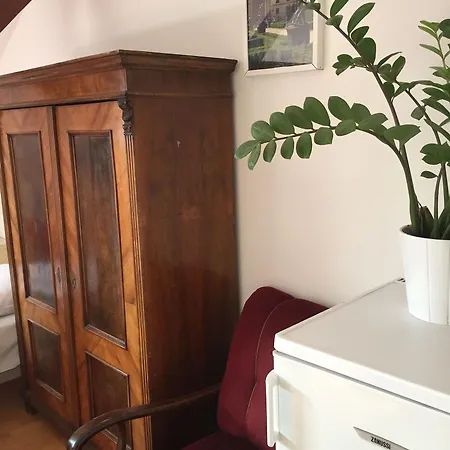 Hostal Rosemary *