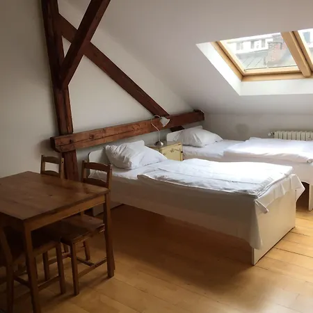 Rosemary אכסניה *