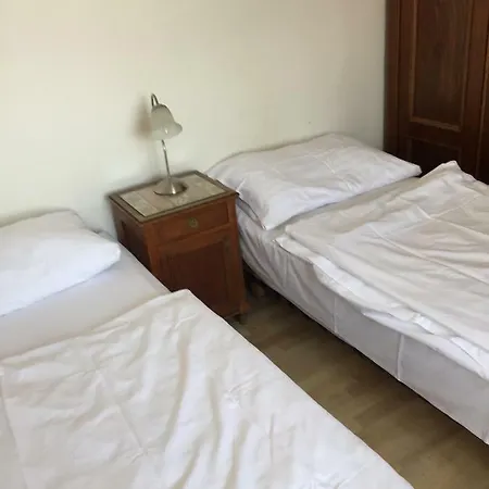 Rosemary Hostal *